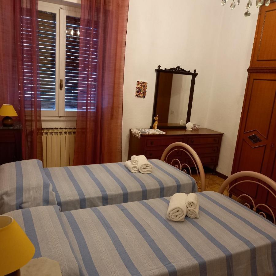 La Casa Di Walter Apartment Levanto Luaran gambar
